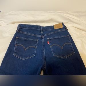Levi’s blue jeans 721